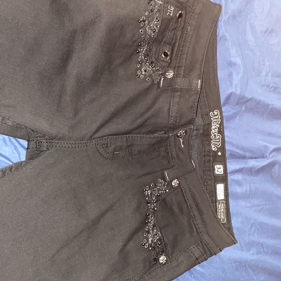 Miss me cuffed Capri jeans size 32 - Picture 6 of 8